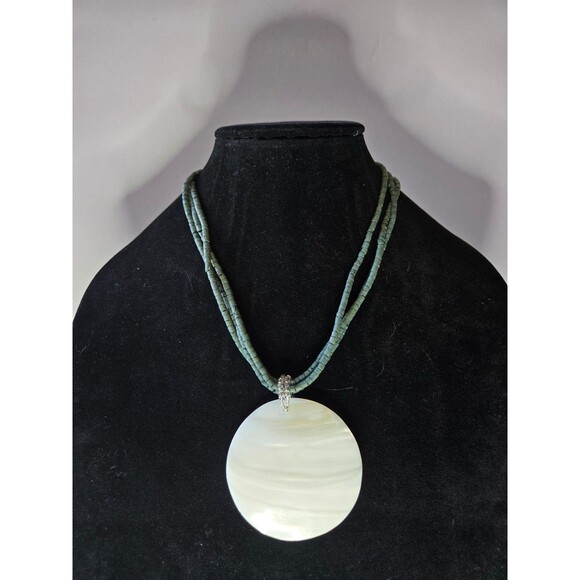 Multistrand Large Pearl Style Pendant on Blue Beaded Women's Necklace - Picture 1 of 5
